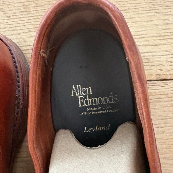 Allen Edmonds -- Leyland -- 8-1/2D -- Chili Brown Leather Loafer main image 5